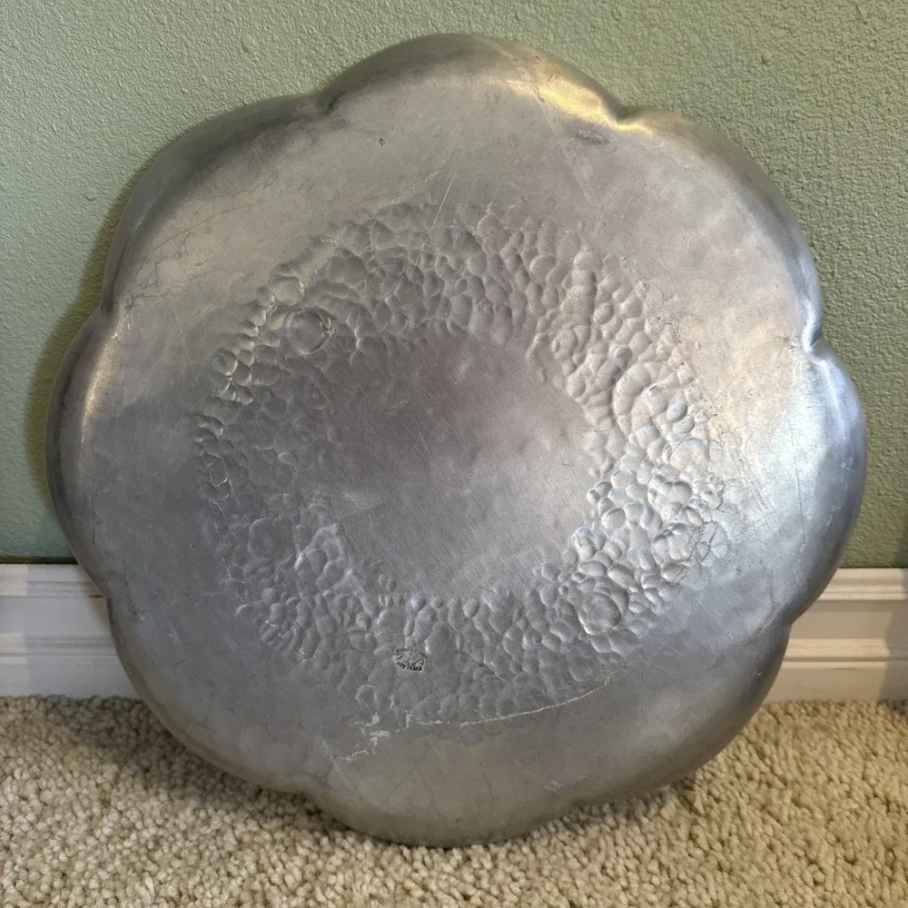 Vtg Hammered Forged Aluminum Rose Floral Pattern Everlast Tray Tray 14.5